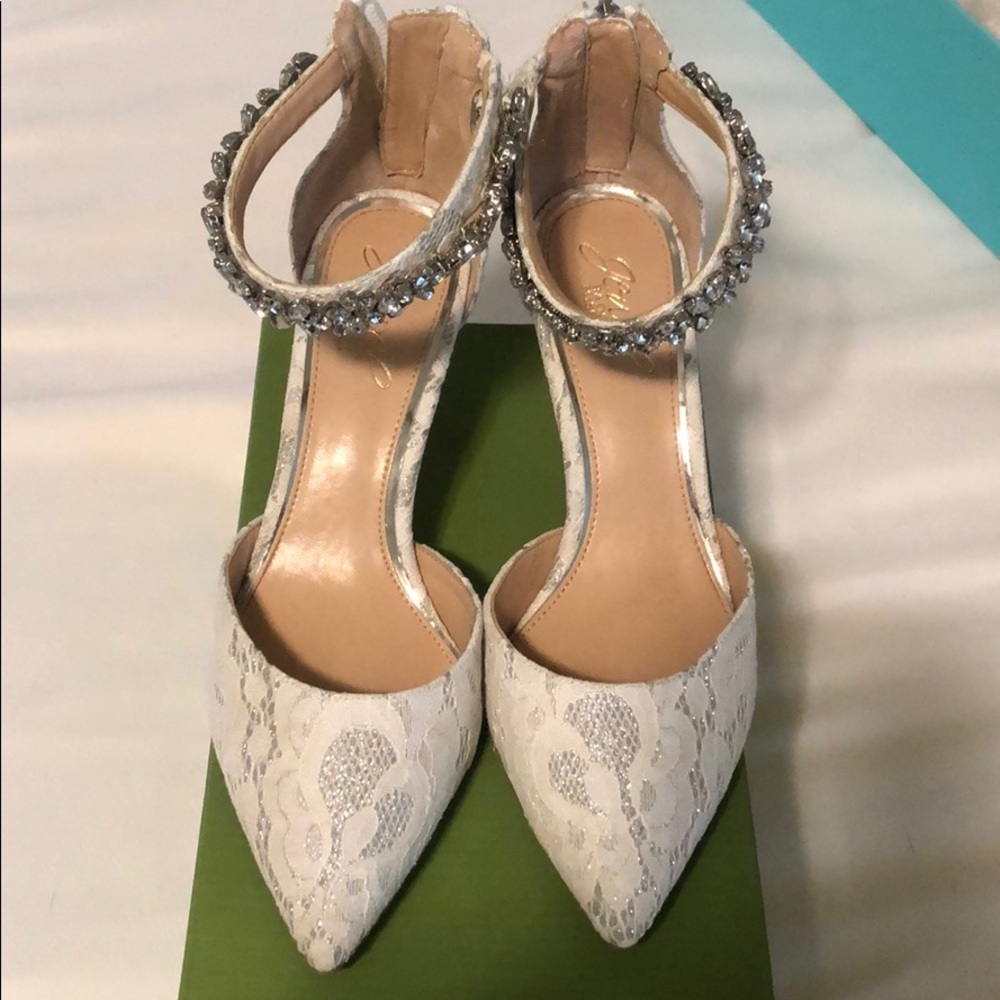 Badgley Mischka Heals